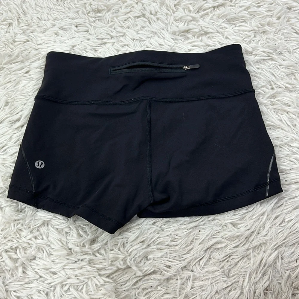 Lululemon Quick Pace Short (2.5